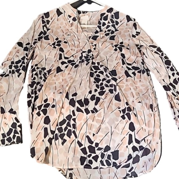 RICHARD ALLAN x H&M. Straight cut blouse in satin with a printed pattern size 2. - Picture 1 of 4